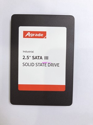 2.5寸工业级32gb固态硬盘常温