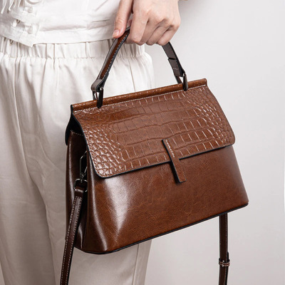 2025新款真皮手提包时尚鳄鱼纹单肩贝壳包百搭女包复古牛皮斜挎包