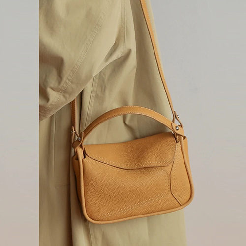 2025新款斜挎女包时尚腋下包