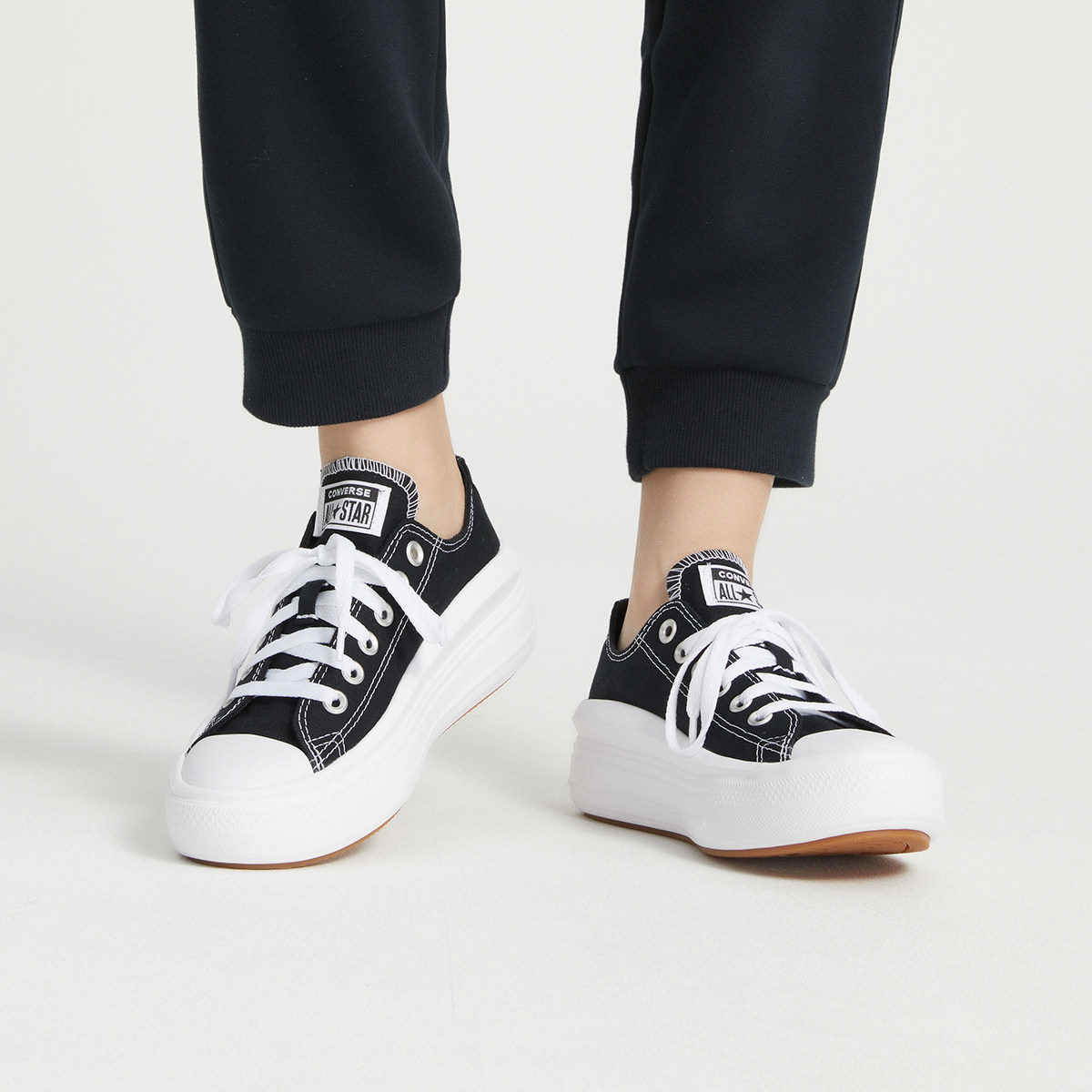 匡威女鞋运动帆布鞋570256C