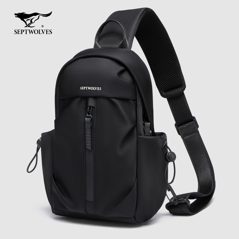 七匹狼胸包男士2023春夏新款潮流休闲斜挎包青年单肩包大学生背包