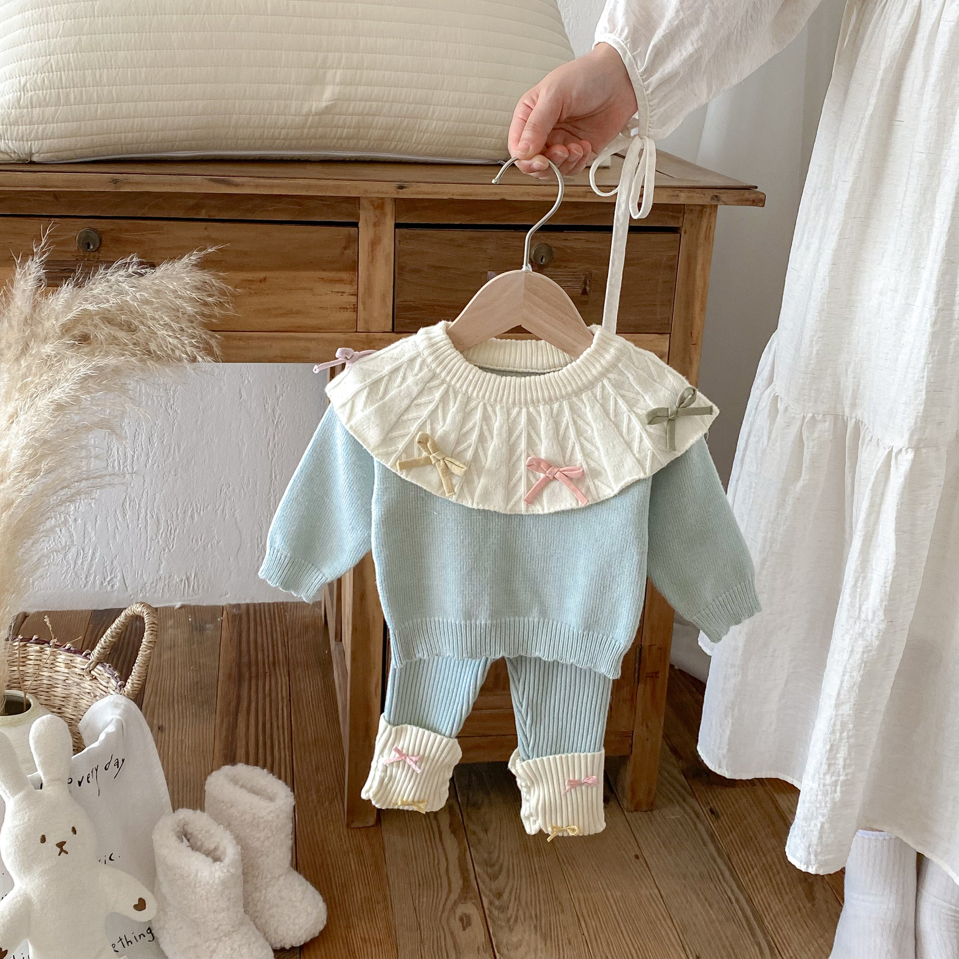 2025女宝娃娃领蝴蝶结上衣打底裤