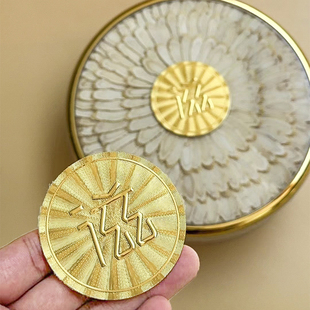 新款镭射烫金圆型滋补品通用贴标金色花型花瓣滋字贴纸耐用盒标签