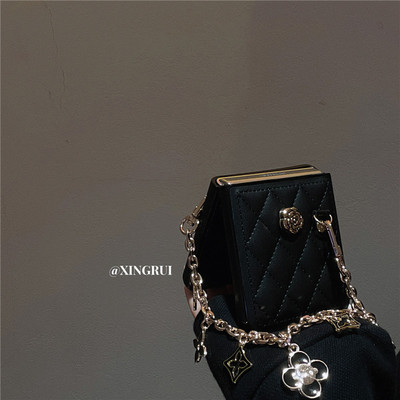 ins菱格羽绒服手提链适用华为pocket2/s手机壳purax阔折叠屏findn3flip小米mixflip三星zflip6/7女razr50全包