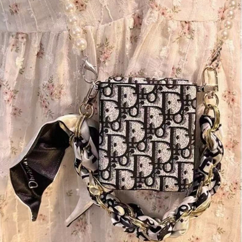 欧美风潮牌适用荣耀magicvflip2华为puraX手机壳pocket2折叠屏小米mixflip2斜跨findN3filp三星zflip7高级感