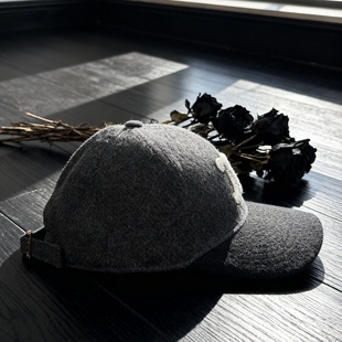 毛呢简约男女鸭舌棒球帽 一顶过冬超厚实拼色法国时尚 Mest Beads