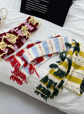 新款小众个性文艺复古多流苏秋冬季保暖围巾女韩系氛围感围脖学生