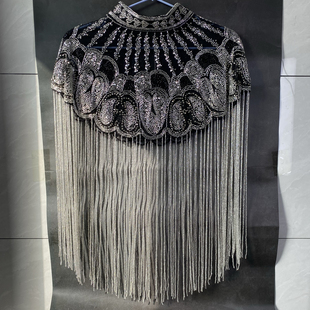 短剧同款女主李柯以衣服外披长流苏披肩她靠修仙在现代风生水起