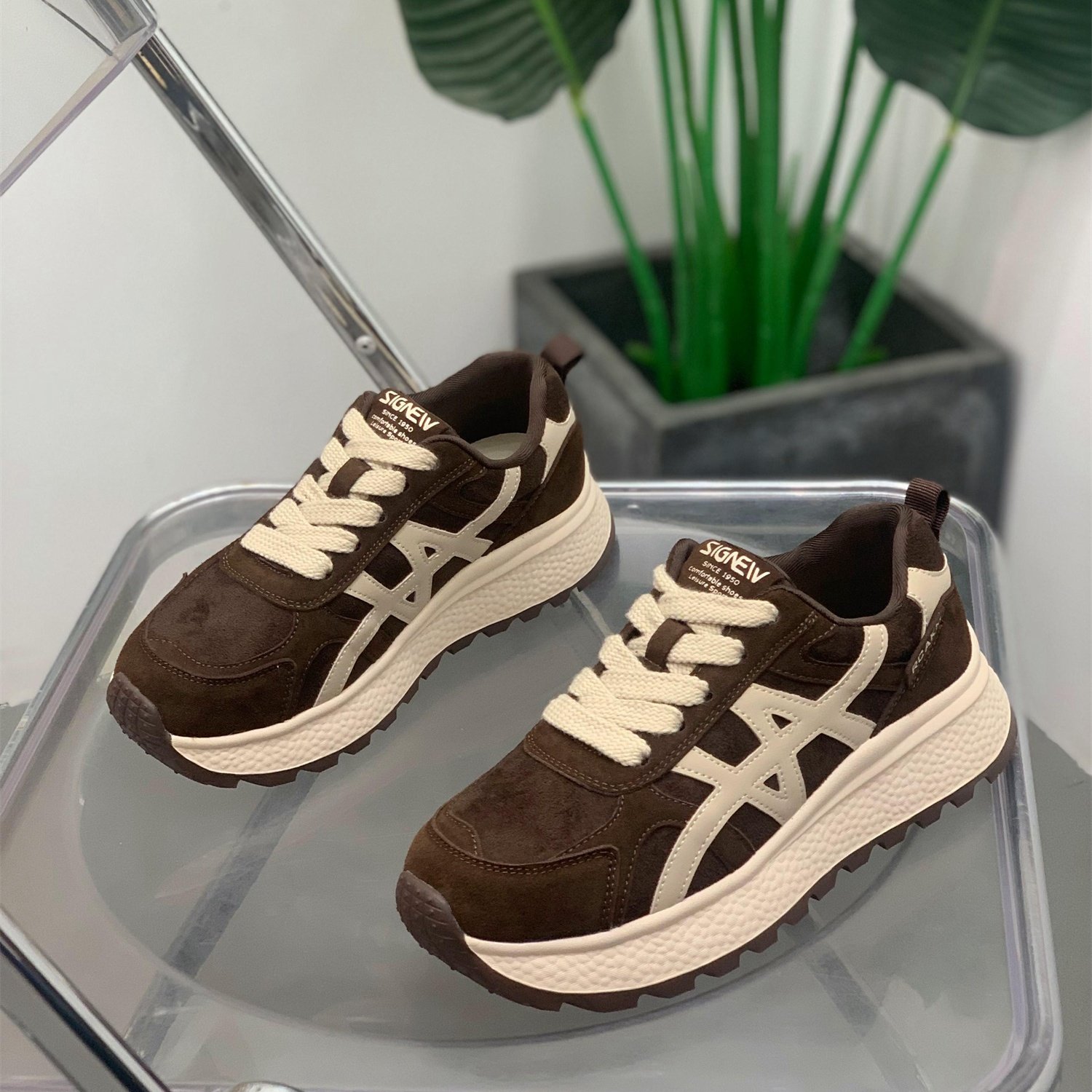 简约百搭复古真皮厚底轻便阿甘鞋女2025秋冬新款绒面休闲运动鞋,女鞋,时尚休闲鞋,淘宝优惠券,粉丝福利购,淘宝优惠卷