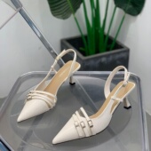 漆皮尖头包头凉鞋 女2026年春季 新款 法式 细跟皮带扣后空洋气单鞋