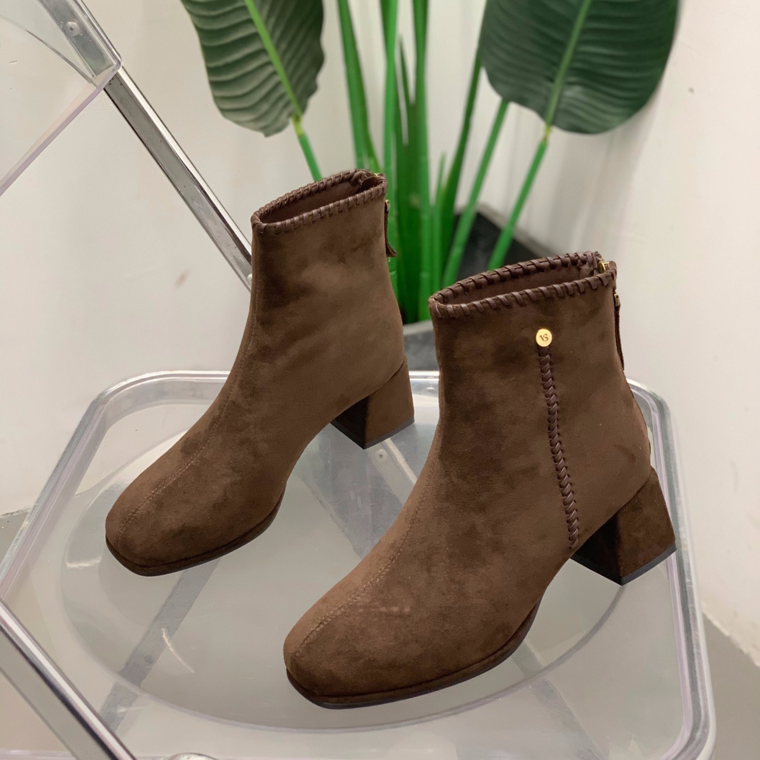 气质马丁靴女百搭切尔西短筒鞋