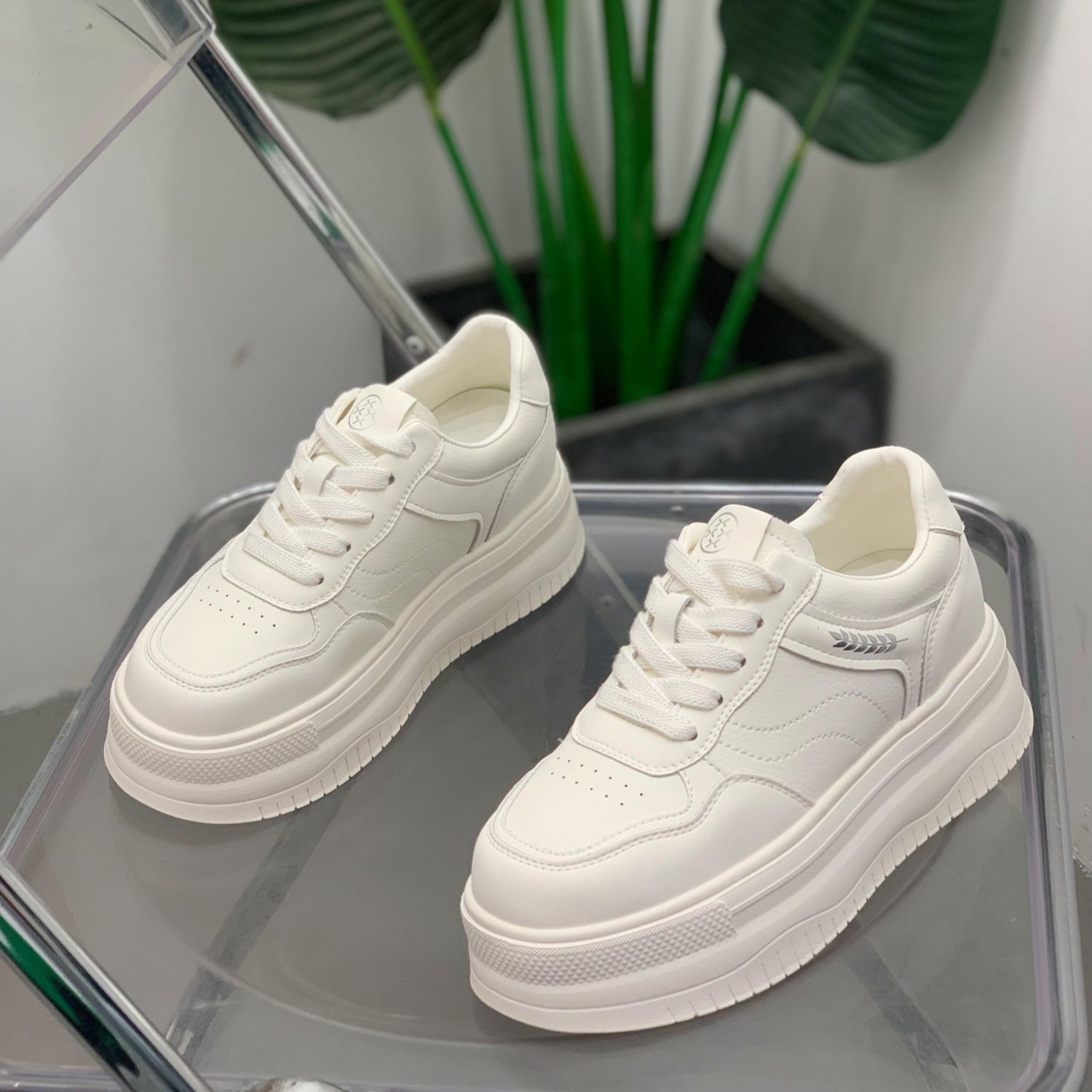 真皮增高小白鞋女2026年春季新款百搭学生休闲鞋厚底时尚显瘦板鞋,女鞋,休闲板鞋,淘宝优惠券,粉丝福利购,淘宝优惠卷