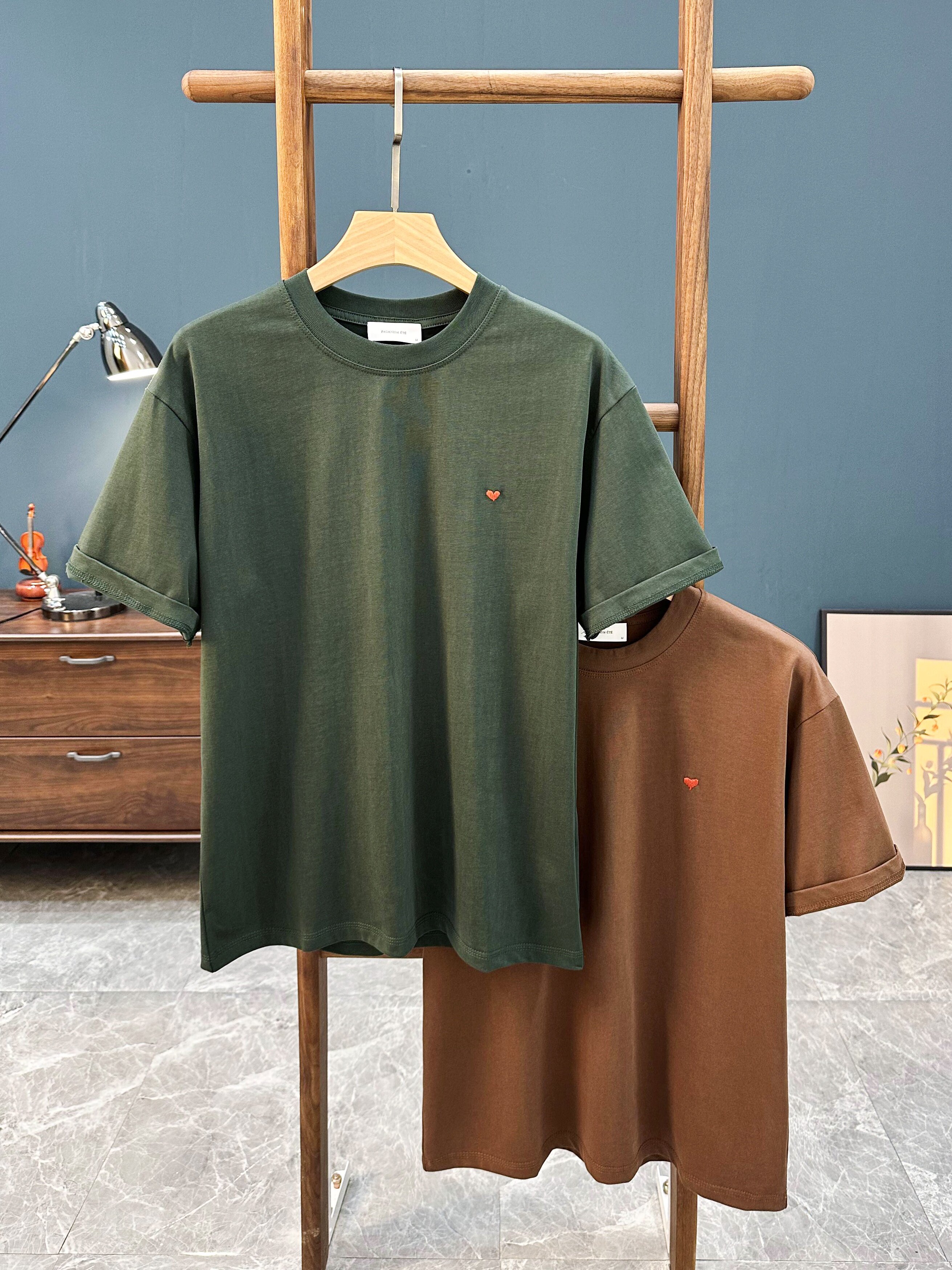 美式复古纯色短袖t恤男女简约百搭爱心印花夏季潮流半袖情侣体恤