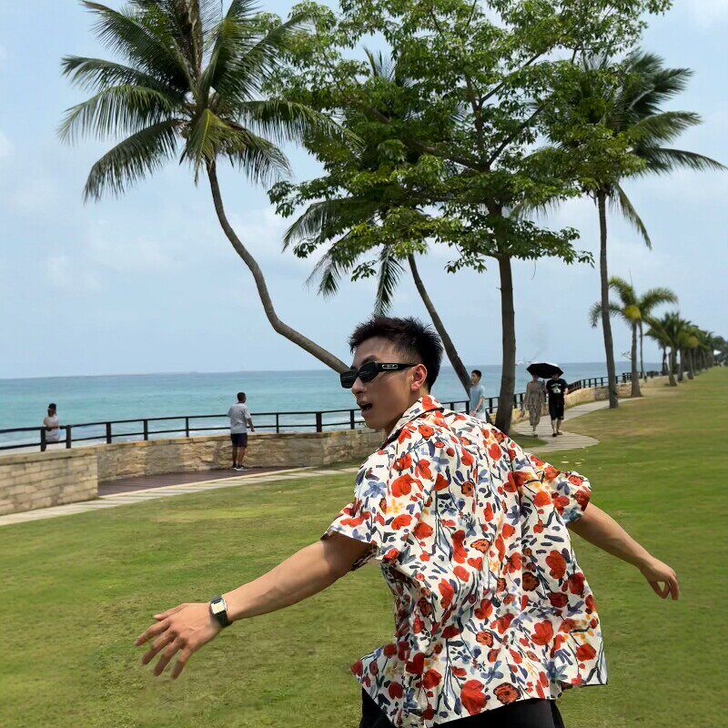 夏季爆款宽松痞帅情侣出片度假