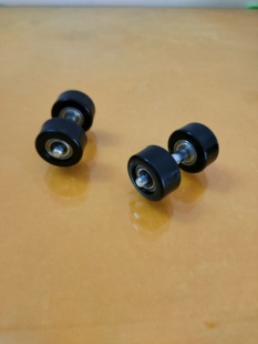 轮子 双轮 四轮轮子 盖子四轮隐形滑轮鞋 子 暴走鞋 溜冰鞋 轮子前轮