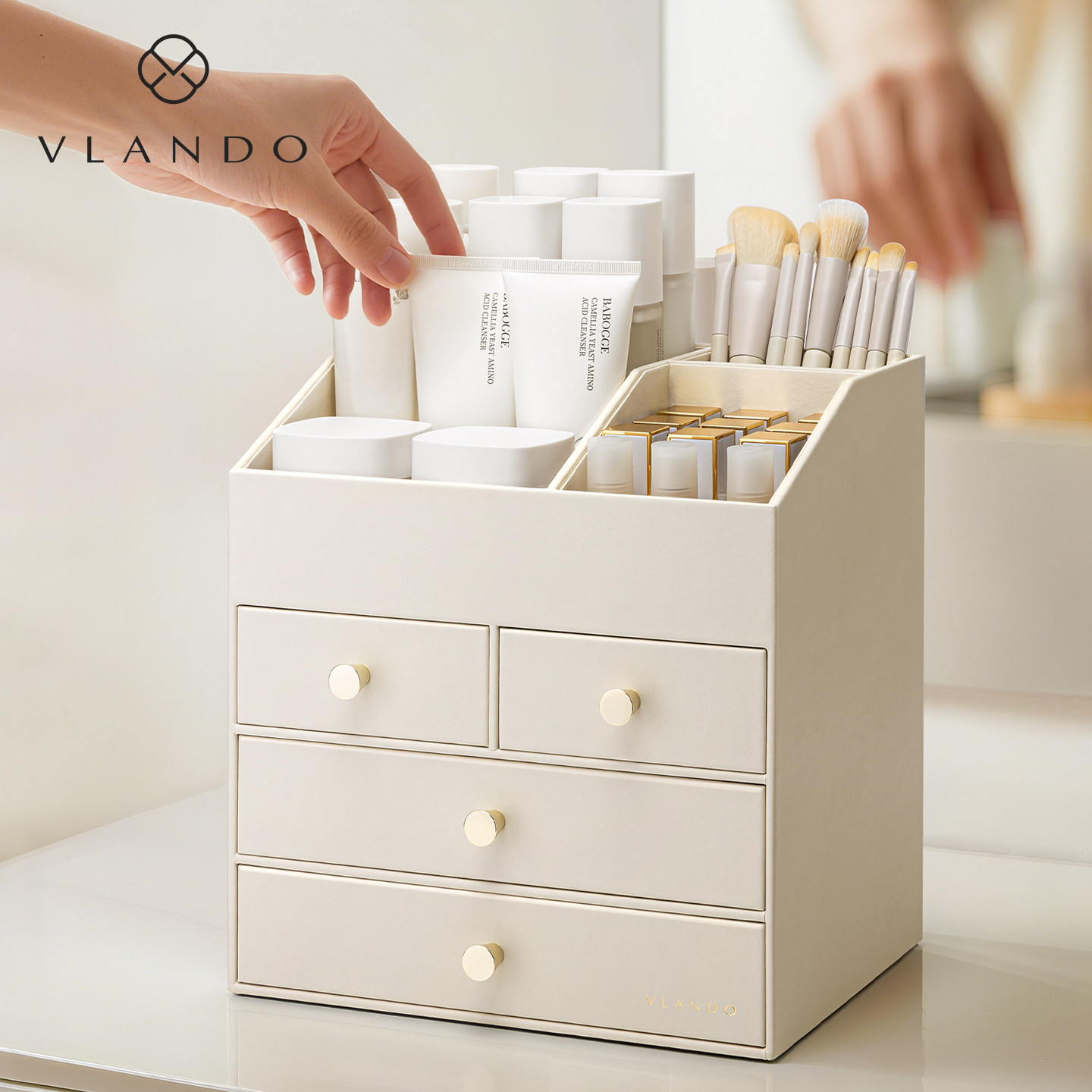 唯兰朵化妆品收纳盒新款高级感桌面护肤防尘家用大容量分格梳妆台