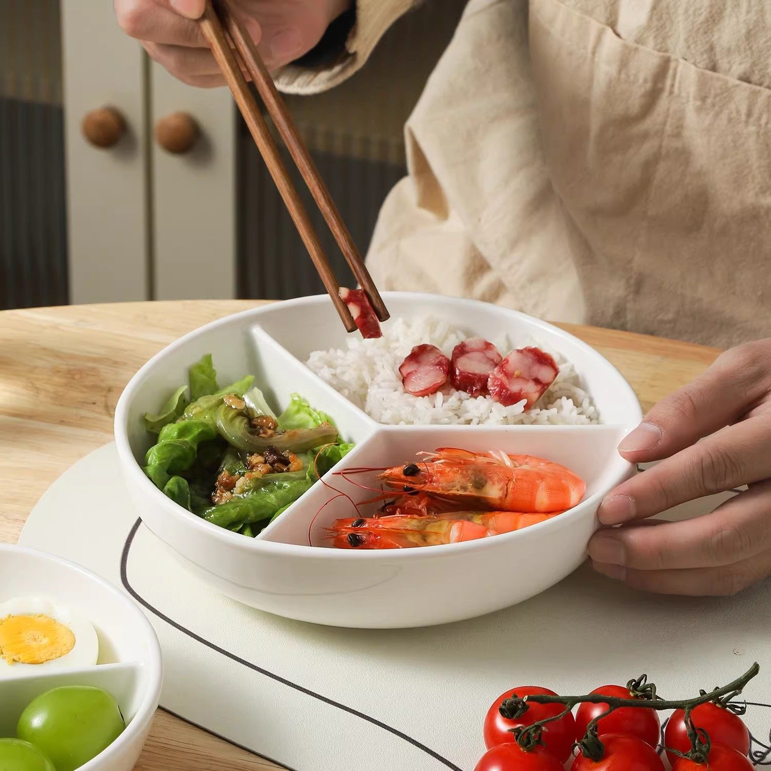 陶瓷电饭锅内蒸笼三分格蒸盘圆形婴儿宝宝辅食一锅蒸炒锅蒸碗屉,厨房/烹饪用具,配菜/备菜盘,淘宝优惠券,粉丝福利购,淘宝优惠卷