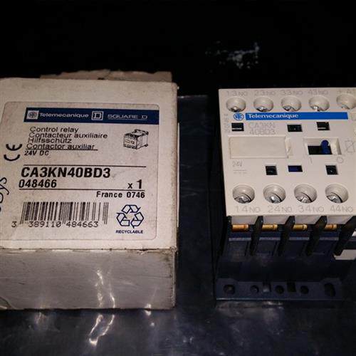 议价直流接触器 CA3KN40BD3 DC24V 4A 4NO现货议价