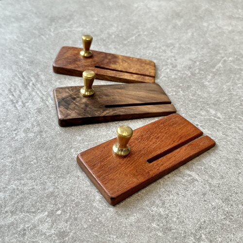 SAROKE 手工皮具工具  防止斩孔变形  黄铜抛光黑胡桃木拔斩器