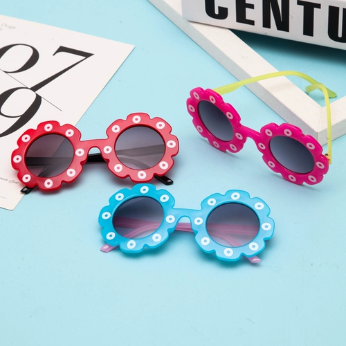 Детские мультяшные милые модные солнцезащитные очки подходит для мужчин и женщин