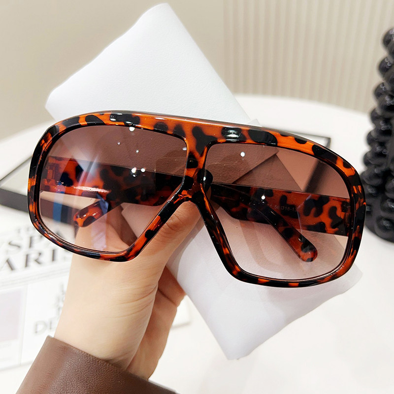 海边墨镜女防紫外线高级感gm夏男士太阳镜2025潮流新款骑行眼镜