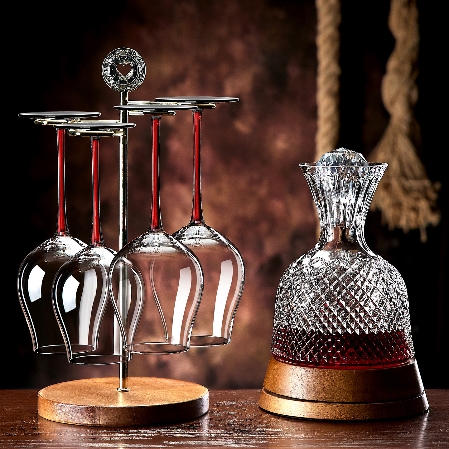 高级感轻奢红酒杯套装醒酒器水晶郁金香高脚杯子家用葡萄酒杯酒具