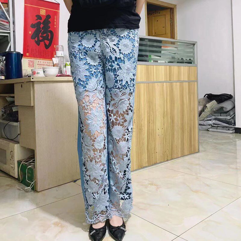 欧洲站牛仔裤女2023春夏季新款膝盖蕾丝破洞洋气高腰时尚阔腿裤潮