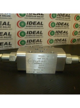 Válvula De Control De Flujo Sandwich Sun Hydraulics GBY 9DY