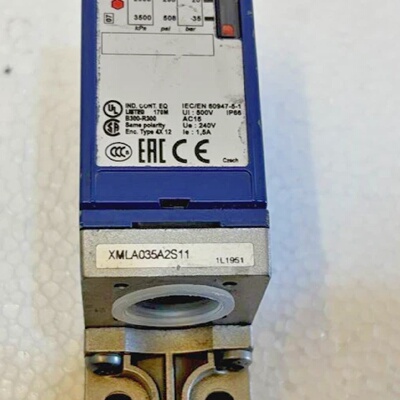 TELEMECANIQUE XMLA035A2S11 Interrupteur De Pression Utilis