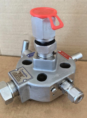 Swagelok M7896S1215K-HT Monoflange Block & Bleed, 1/2, RF,SM