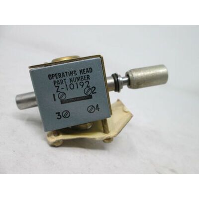 Allen Bradley Z10192 Operating Head - New No Box