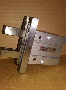 SMC MHZ2-32D2 Paralela Estilo Aire de Agarre - Nuevo sin Caj