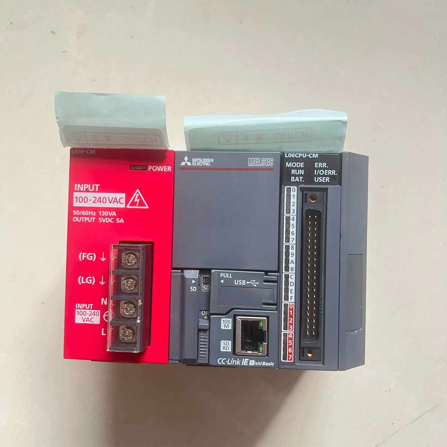 三菱PLC主机一套型号L06CPUCM带电源L61P