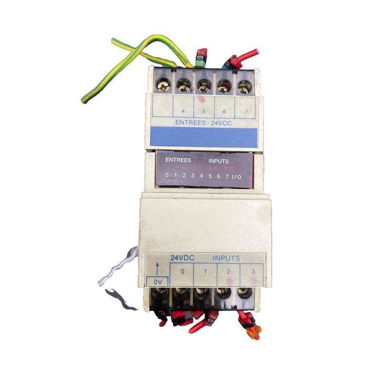 TELEMECANIQUE TSX DEF 812 8 ENTREES ISOLEES 24VDC x1pc