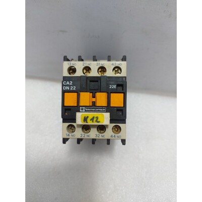 Telemecanique CA2-DN22 Control Relay 220-230V 50Hz / 220-240