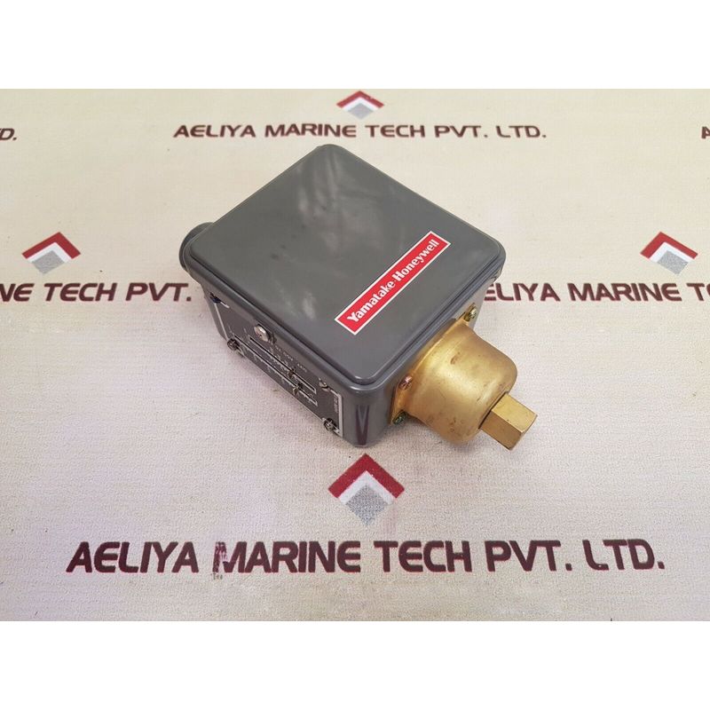 Yamatake-Honeywell 81401986-003-0 Pressuretrol Contr?leur