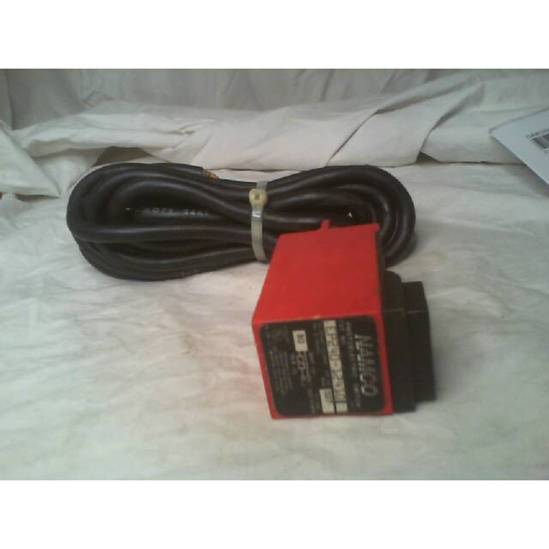 Interruptor Fotoeléctrico NAMCO EP240-12410 50-60Hz - Nuevo - 实物图