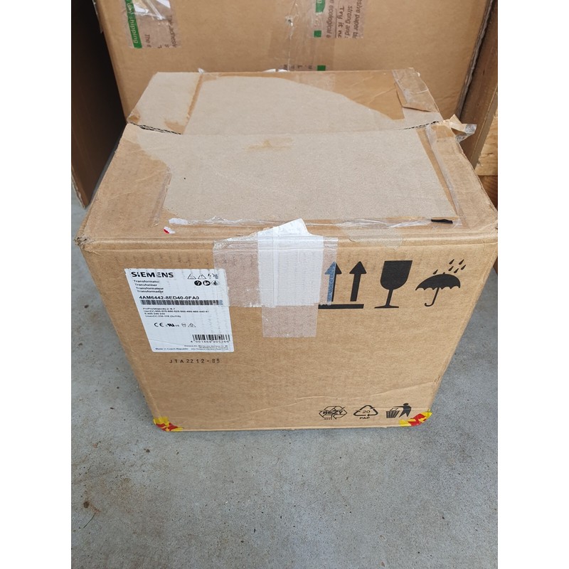 Siemens 4AM6442-8ED40-0FA0 4AM64428ED400FA0 NEU