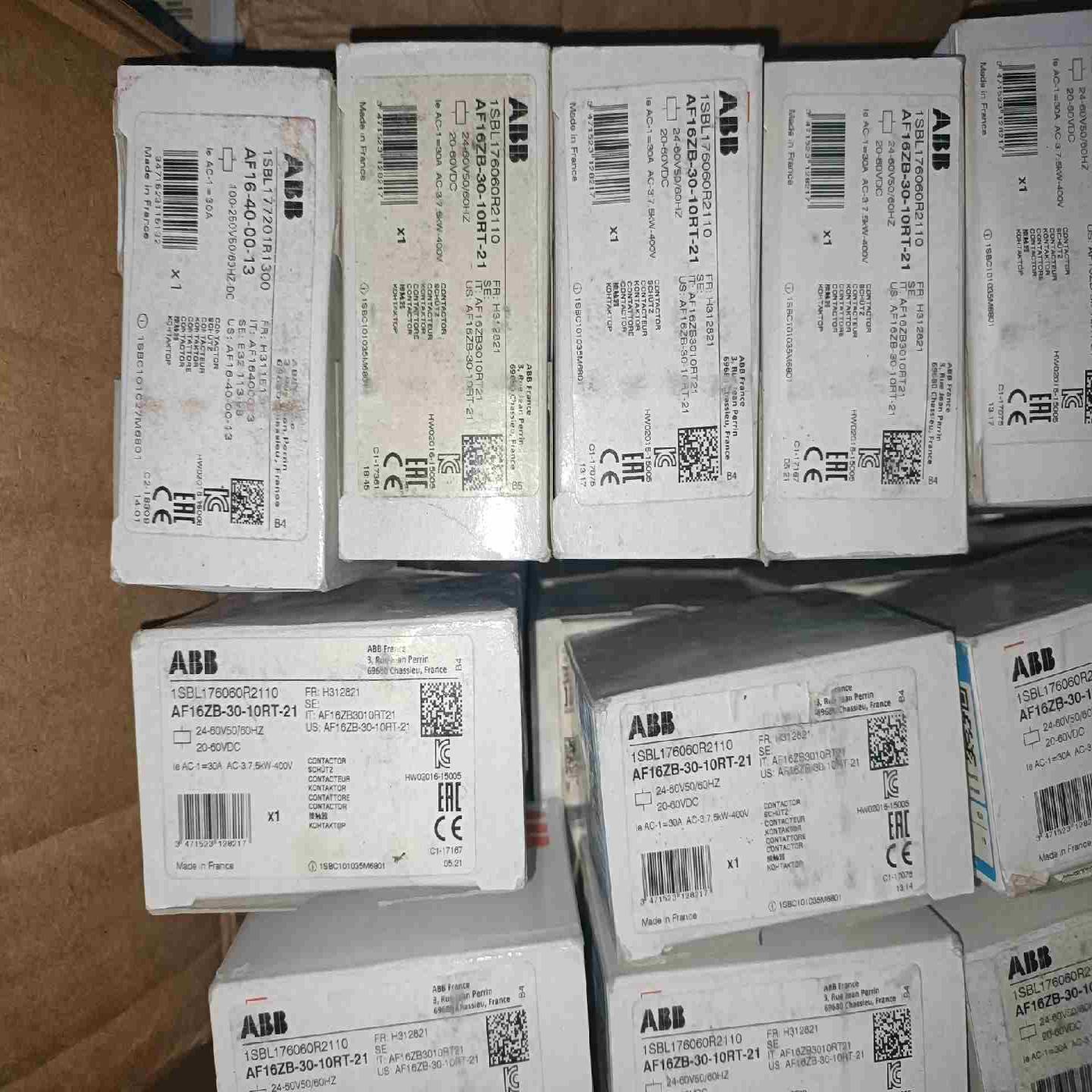 ABB 接触器 AF16ZB-30-10RT-21 电压 2拍前询价