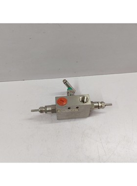 Manifold De Soupape EXCELOCK 3VM/F-SS316 / ?” NPT(F) X (F)