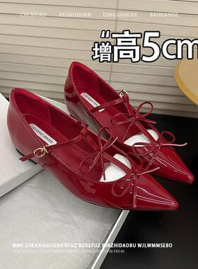 不累脚！隐形内增高2026春夏红色玛丽珍尖头高跟鞋漆皮浅口单鞋女