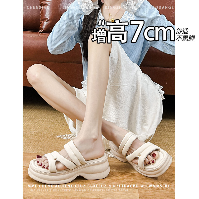 不累脚！增高7CM露趾凉鞋女2026夏季新款小个子休闲风厚底拖鞋女