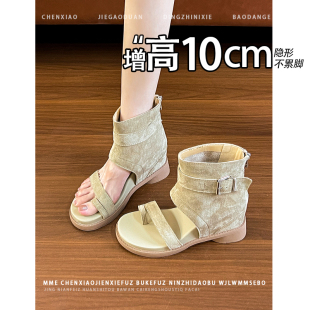 不累脚！隐形内增高10CM杏色露趾凉鞋2026秋冬新款后拉链短筒靴女