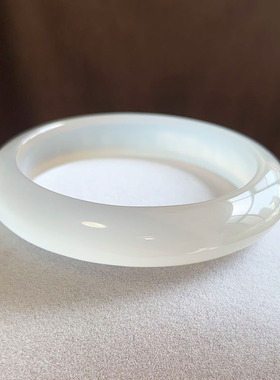 天然高冰马料玉髓玛瑙手镯