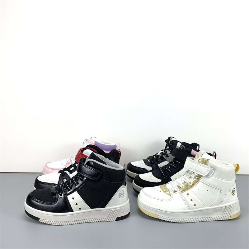 休闲鞋啊圆诚品出意大利新款男童