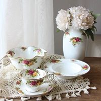 Кофейный послеобеденный чай с розой в составе, чайный сервиз, посуда