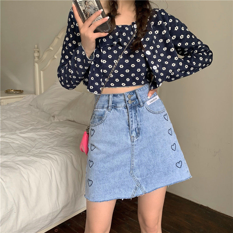 Real price ~ sweet cool love embroidery skirt shows thin, high waist, versatile denim skirt