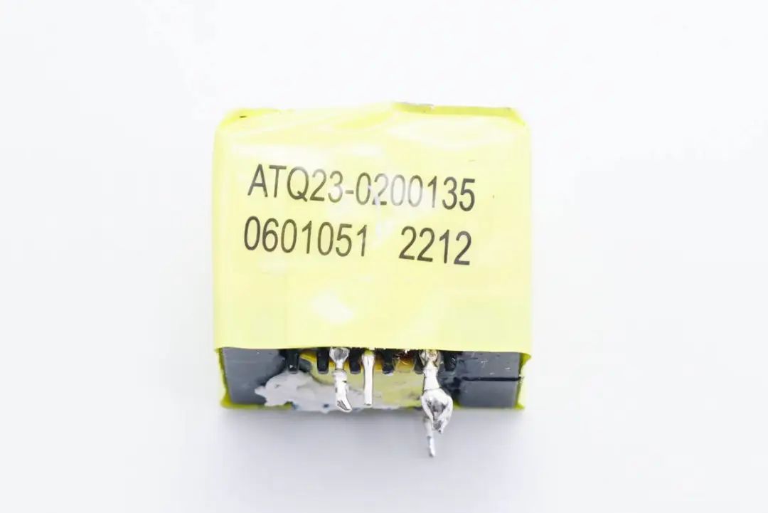 ATQ23-02001135升压电感磁芯片IC单片机MCU微控制器