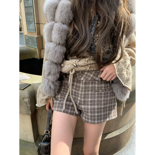 佰搭中低腰格纹薄毛呢短裤 凯恩顿日志 Lin Xinlei