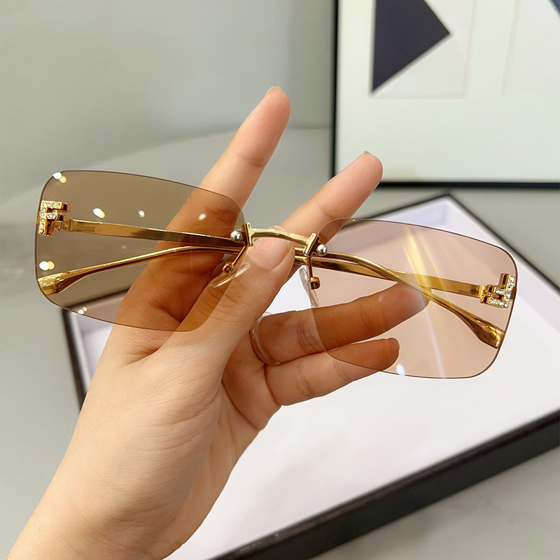 太阳镜女2024新款墨镜男潮ins夏季防紫外线强光开车眼镜圆脸大脸